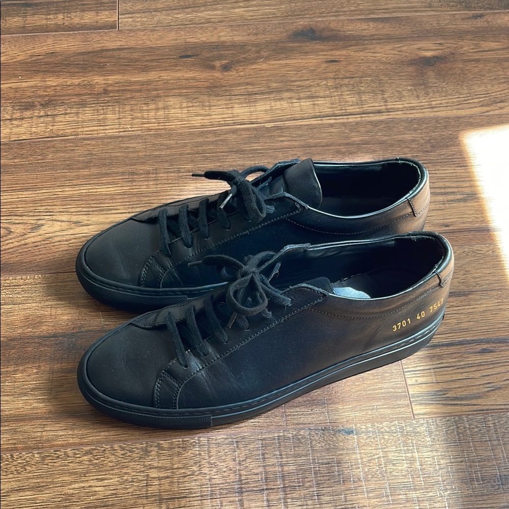 Common Projects Black Sneakers Sleek Design